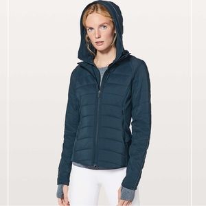 Lululemon extra mile jacket, size 6, nocturnal teal